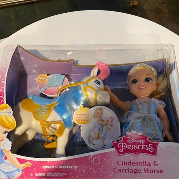 Disney Other - Disney Princess Cinderella & Carriage Horse Toy